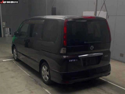 NISSAN SERENA