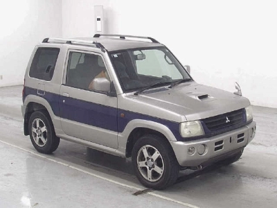 MITSUBISHI PAJERO MINI