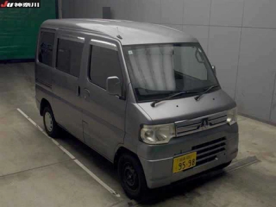 MITSUBISHI MINICAB