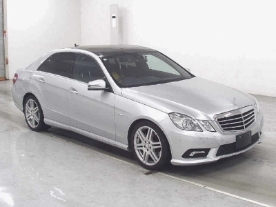 MERCEDES BENZ E CLASS