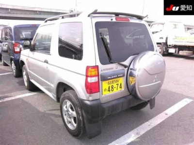 MITSUBISHI PAJERO MINI