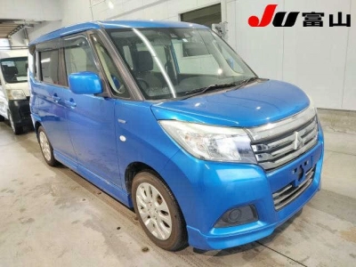 MITSUBISHI DELICA D:2