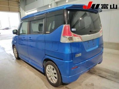 MITSUBISHI DELICA D:2