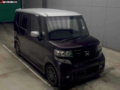 HONDA N BOX CUSTOM
