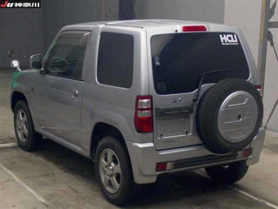 MITSUBISHI PAJERO MINI