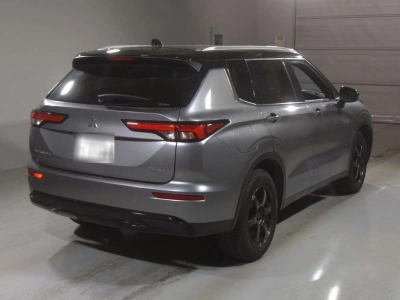 MITSUBISHI OUTLANDER PHEV