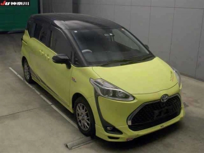 TOYOTA SIENTA