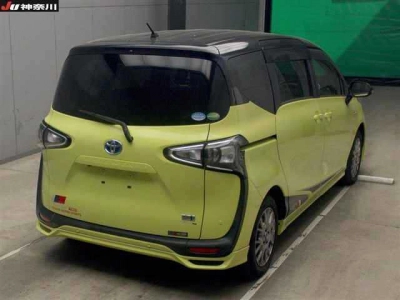TOYOTA SIENTA