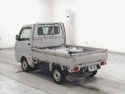 NISSAN NT100 CLIPPER