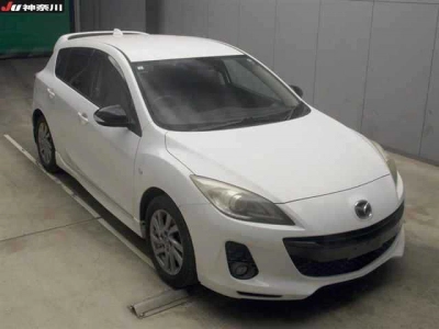 MAZDA AXELA SPORT