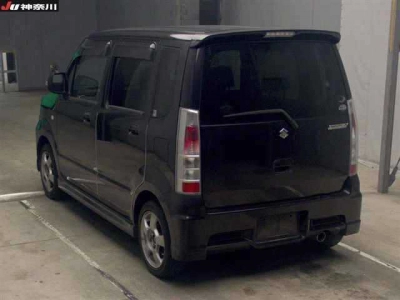 SUZUKI WAGON R STINGRAY