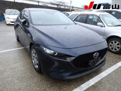 MAZDA MAZDA3