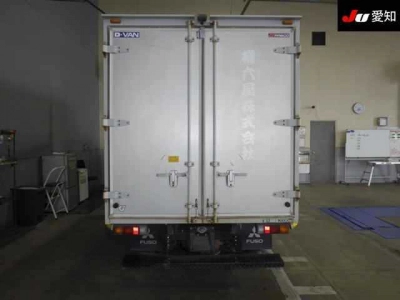 MITSUBISHI CANTER