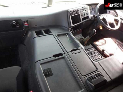 MITSUBISHI FUSO SUPER GREAT