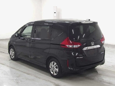 HONDA FREED HYBRID