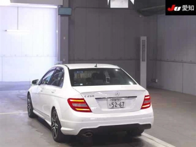 MERCEDES BENZ C CLASS