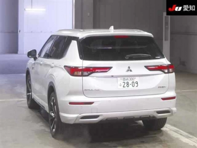 MITSUBISHI OUTLANDER PHEV