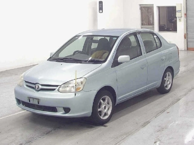 TOYOTA PLATZ