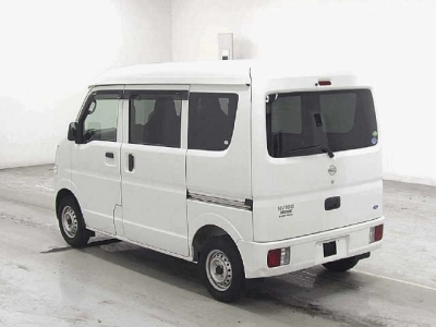 NISSAN NV100 CLIPPER