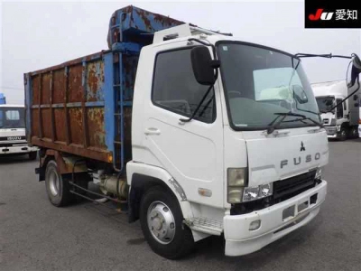 MITSUBISHI FUSO FIGHTER