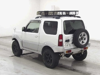 SUZUKI JIMNY SIERRA