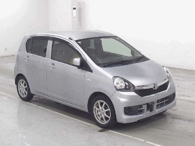 TOYOTA PIXIS EPOCH