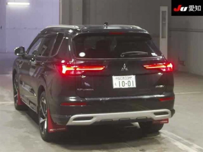 MITSUBISHI OUTLANDER PHEV