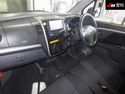 SUZUKI WAGON R STINGRAY