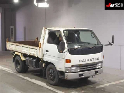 DAIHATSU DELTA TRUCK