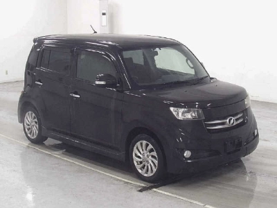 TOYOTA BB