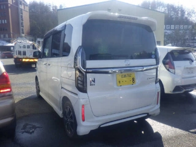 HONDA N BOX CUSTOM