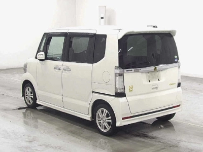 HONDA N BOX CUSTOM