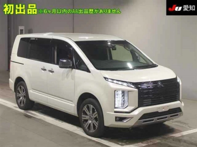 MITSUBISHI DELICA D:5