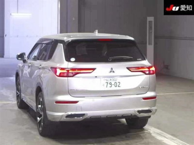 MITSUBISHI OUTLANDER PHEV