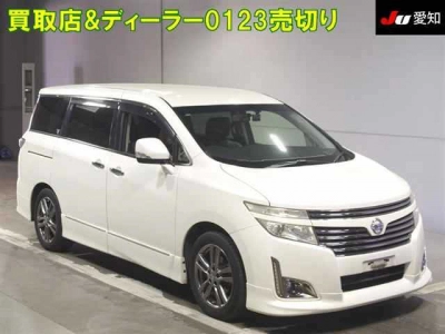 NISSAN ELGRAND