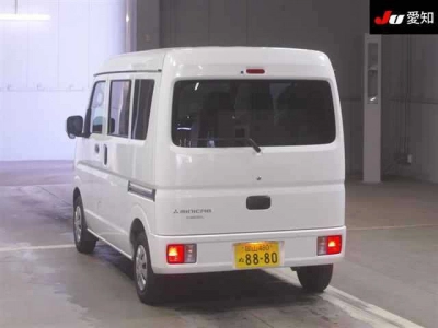 MITSUBISHI MINICAB