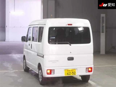MITSUBISHI MINICAB