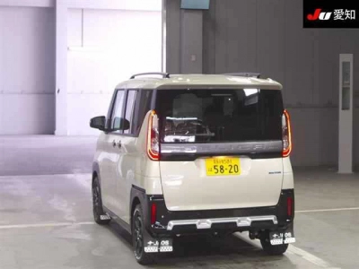 MITSUBISHI DELICA MINI