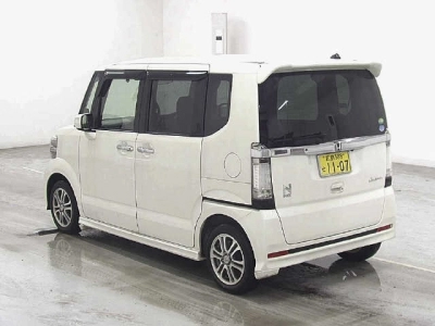 HONDA N BOX CUSTOM