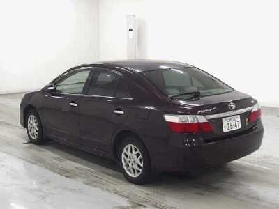 TOYOTA PREMIO