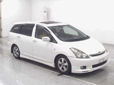 TOYOTA WISH