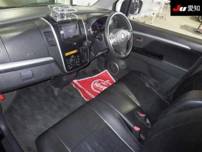 SUZUKI WAGON R STINGRAY