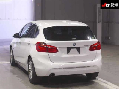 BMW 2 SERIES