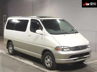 TOYOTA GRANVIA