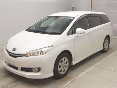 TOYOTA WISH