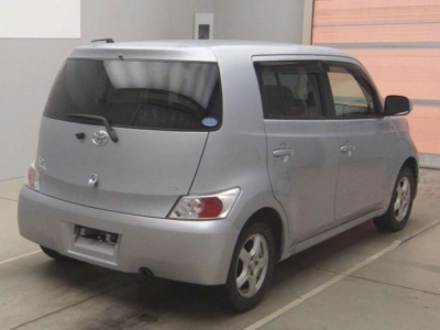 TOYOTA BB