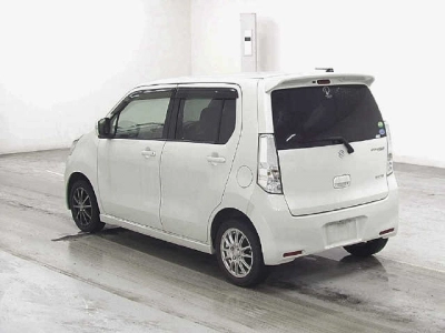 SUZUKI WAGON R STINGRAY