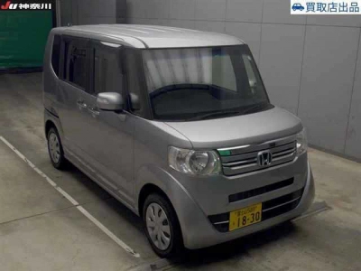 HONDA N BOX +