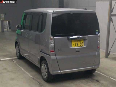 HONDA N BOX +