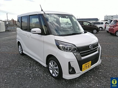 NISSAN DAYZ ROOX
